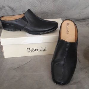 Black Leather Open Back Shoe